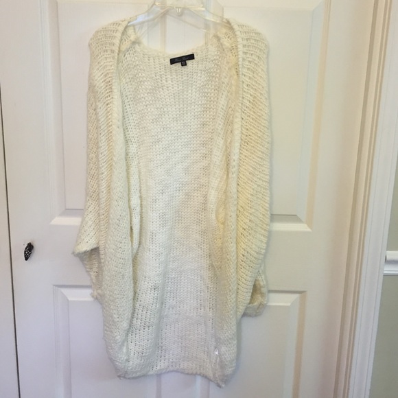 White/cream sweater cardigan size M/L