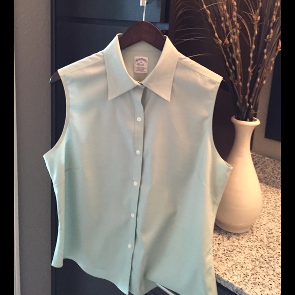 Brooks Brothers Sleeveless Blouse
