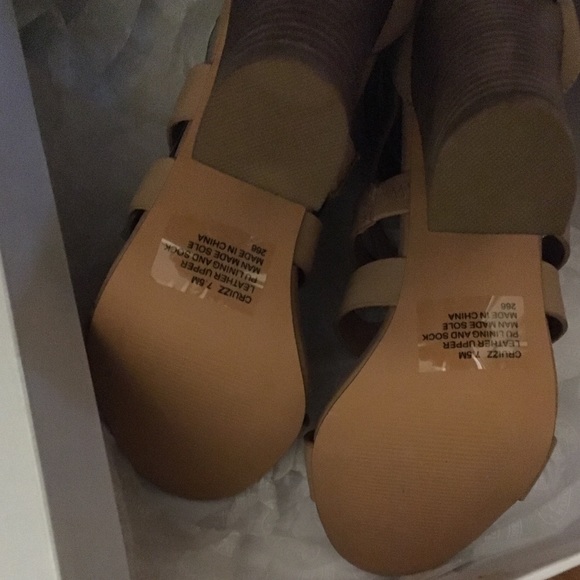 Steve Madden Cruzz Natural LE pumps - Picture 2 of 2