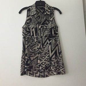 Guess black and white blouse