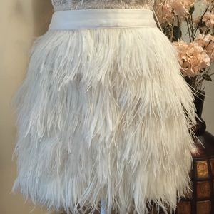 Express white feather skirt new size 12