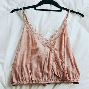 LA Hearts lace top