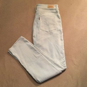 Levi white-wash skinny jeans