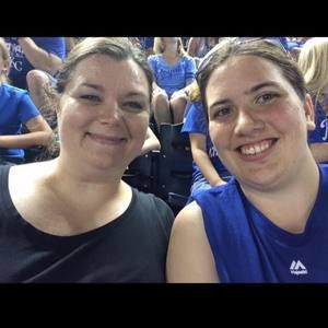 Meet your Posher, Denae