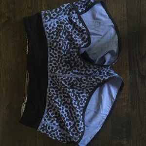 Lululemon Speed shorts 4 - way stretch
