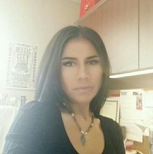 Meet your Posher, Norma