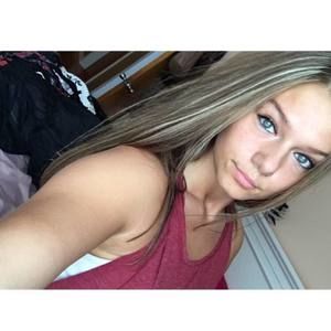 Meet your Posher, Ella