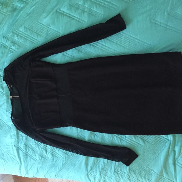 Dress - Picture 1 of 4
