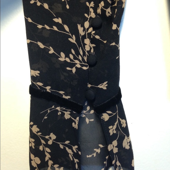 Banana Republic Silk Blouse - Picture 3 of 4