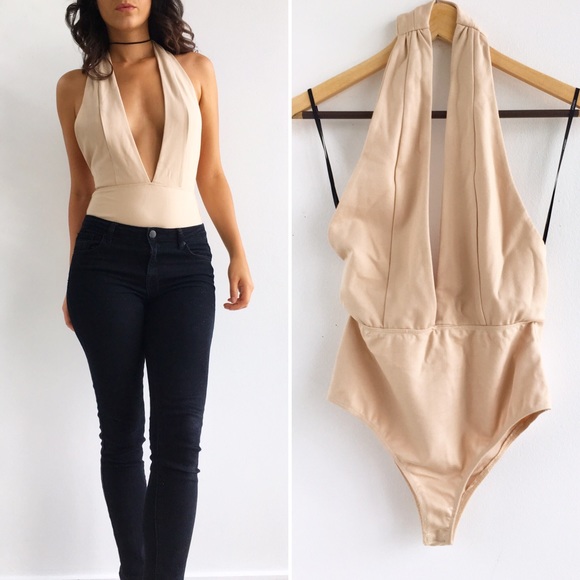 Forever 21 Tops - 🎉 NWT 🎉 Nude Plunge Neckline Bodysuit