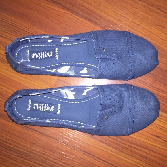 Casual blue slip ons