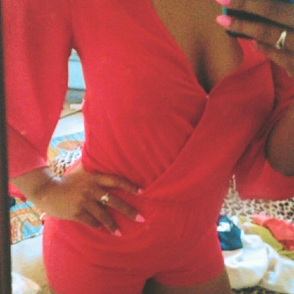 Red Gianni Bini Romper. Great condition.