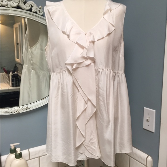 Sleeveless Cabi top