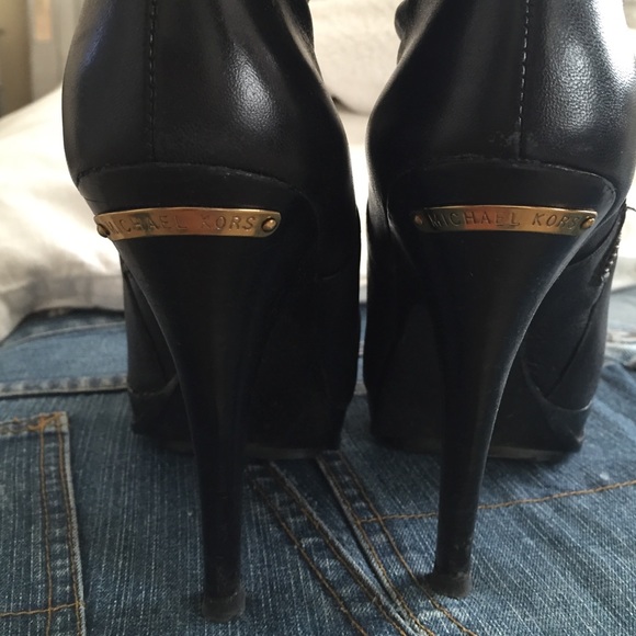 Michael Kors knee length boots - Picture 3 of 3