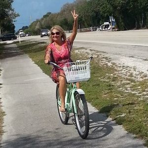 Meet your Posher, Candy