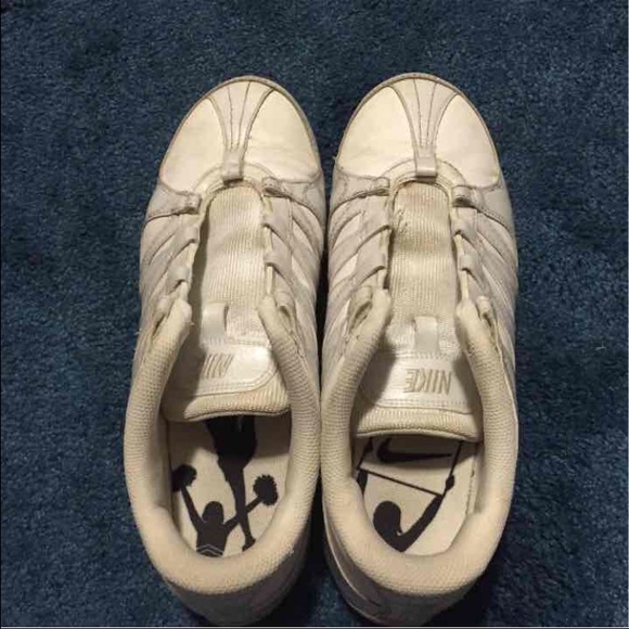 NIKE cheer shoes