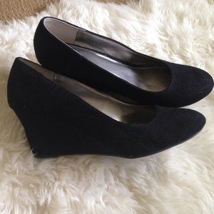 Suede black wedge heels