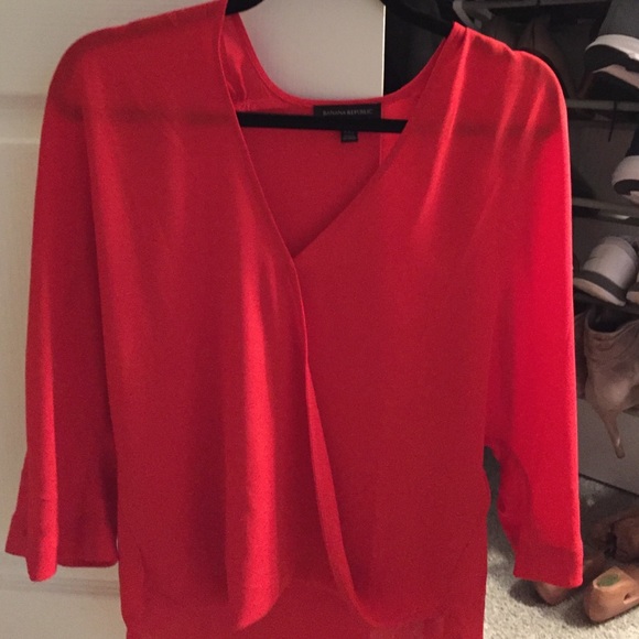 Crimson red Flowy blouse