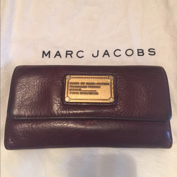 Marc by Marc Jacobs Classic Q long tri-fold wallet