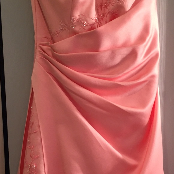 David's bridal bridesmaid dress - Picture 2 of 2