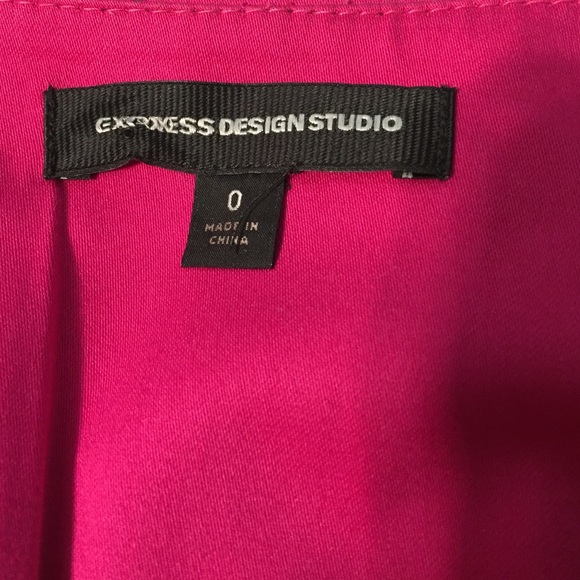 Pink express mini skirt - Picture 2 of 4