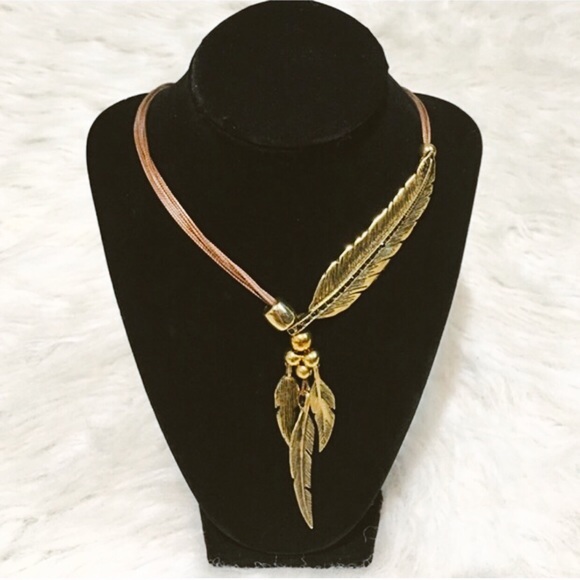 Unique Gold Metal Feather Drop Necklace - Picture 3 of 3