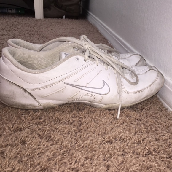 Nike Mix down 2 shoes