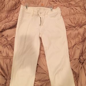 White American eagle jeans