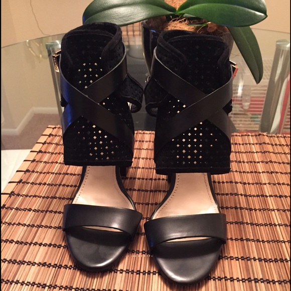 Beautiful Guess❓ Shoes