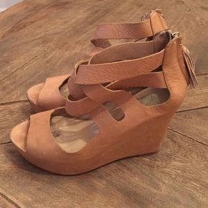 Dolce Vita wedge shoe