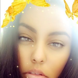 Meet your Posher, Azalia