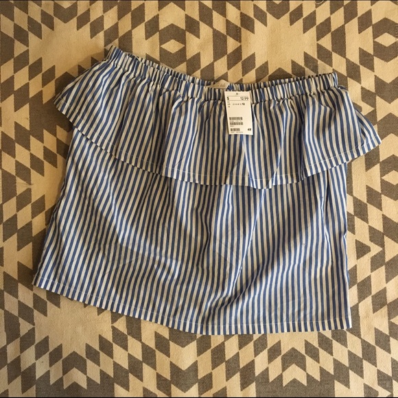 H&M striped ruffle strapless top