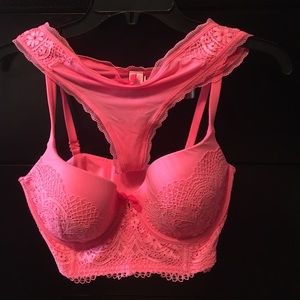 BRAND NEW Victoria's Secret pink bra and panty set