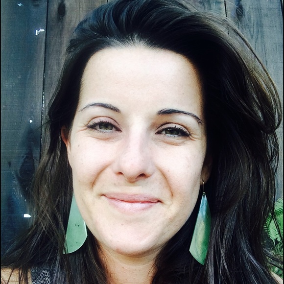 Meet your Posher, Laurel - Picture 1 of 1