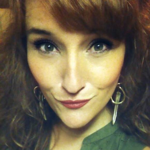 Meet your Posher, Lacy - Picture 1 of 1