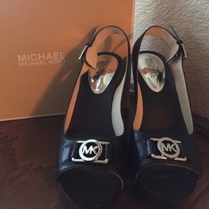 NWB Michael Kors black leather sling shoes