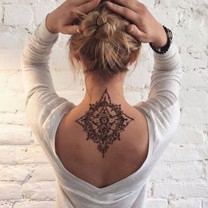 Meet your Posher, Alison