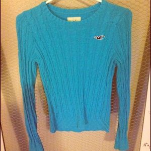 Hollister  sweater
