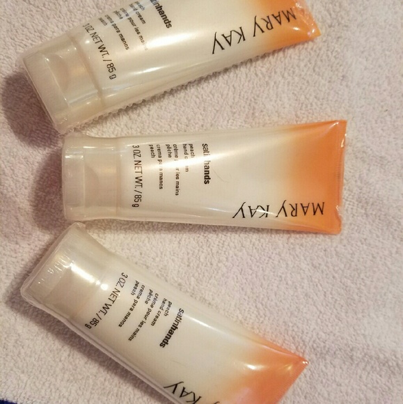 Mary Kat satin hands