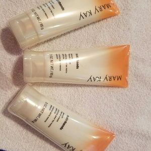 Mary Kat satin hands