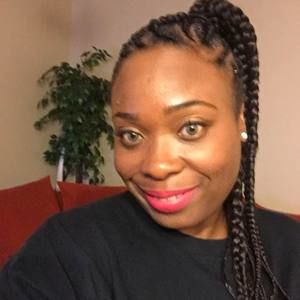 Meet your Posher, Dee-dee