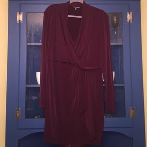 V-neck, Ruffle front Dress 🔥🔥