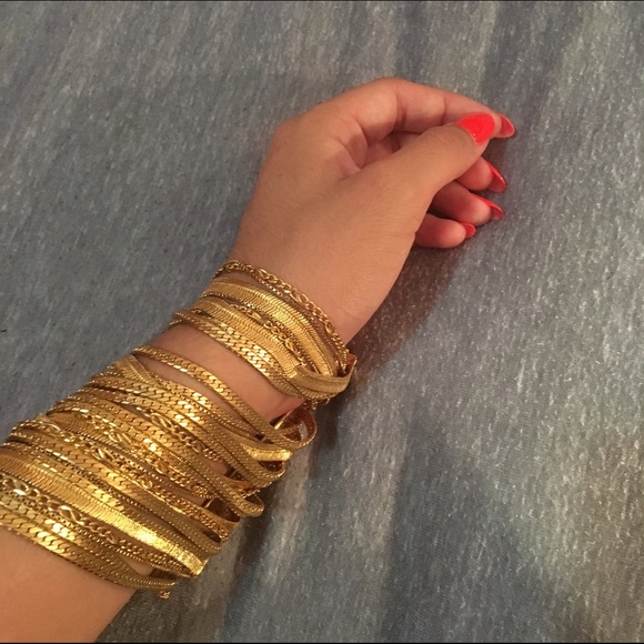 Gold Chloe bracelet