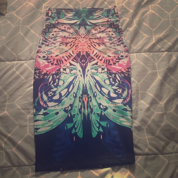 Bebe skirt
