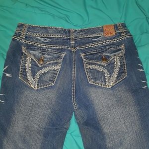 Ariya Jeans