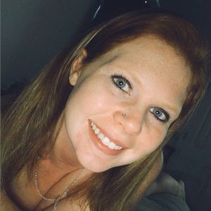 Meet your Posher, Alisha