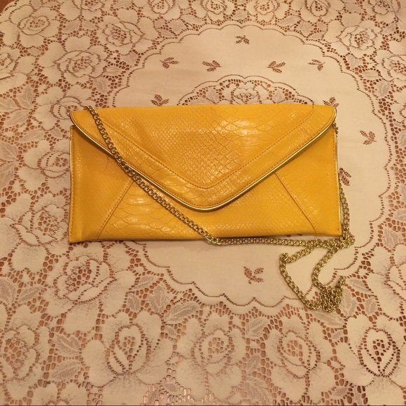 Steve Madden Yellow Snakeskin Crossbody Bag