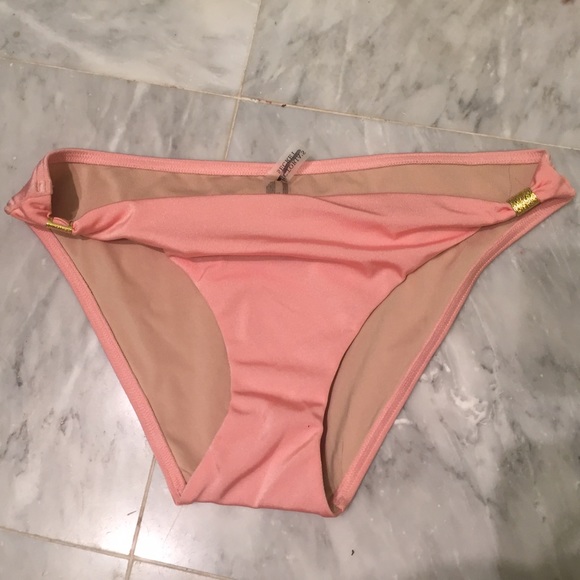 Brand new never worn VS bikini - Picture 3 of 4