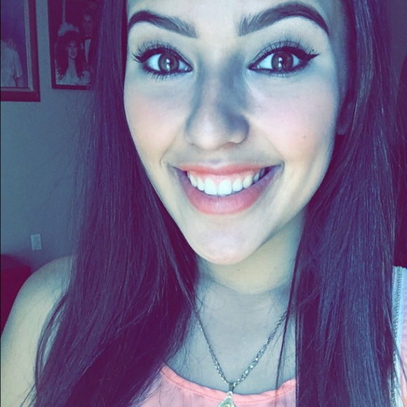 Meet your Posher, Liliana