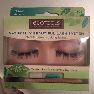 ⭐️MOVING SALE!⭐️EcoTools Natural Accents Lashes